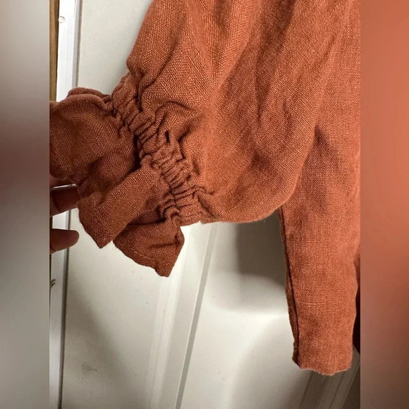 FAITHFULL The Brand NWOT Jamais Wrap Top in Chestnut small - Picture 3 of 6